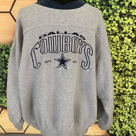 cowboys sweater